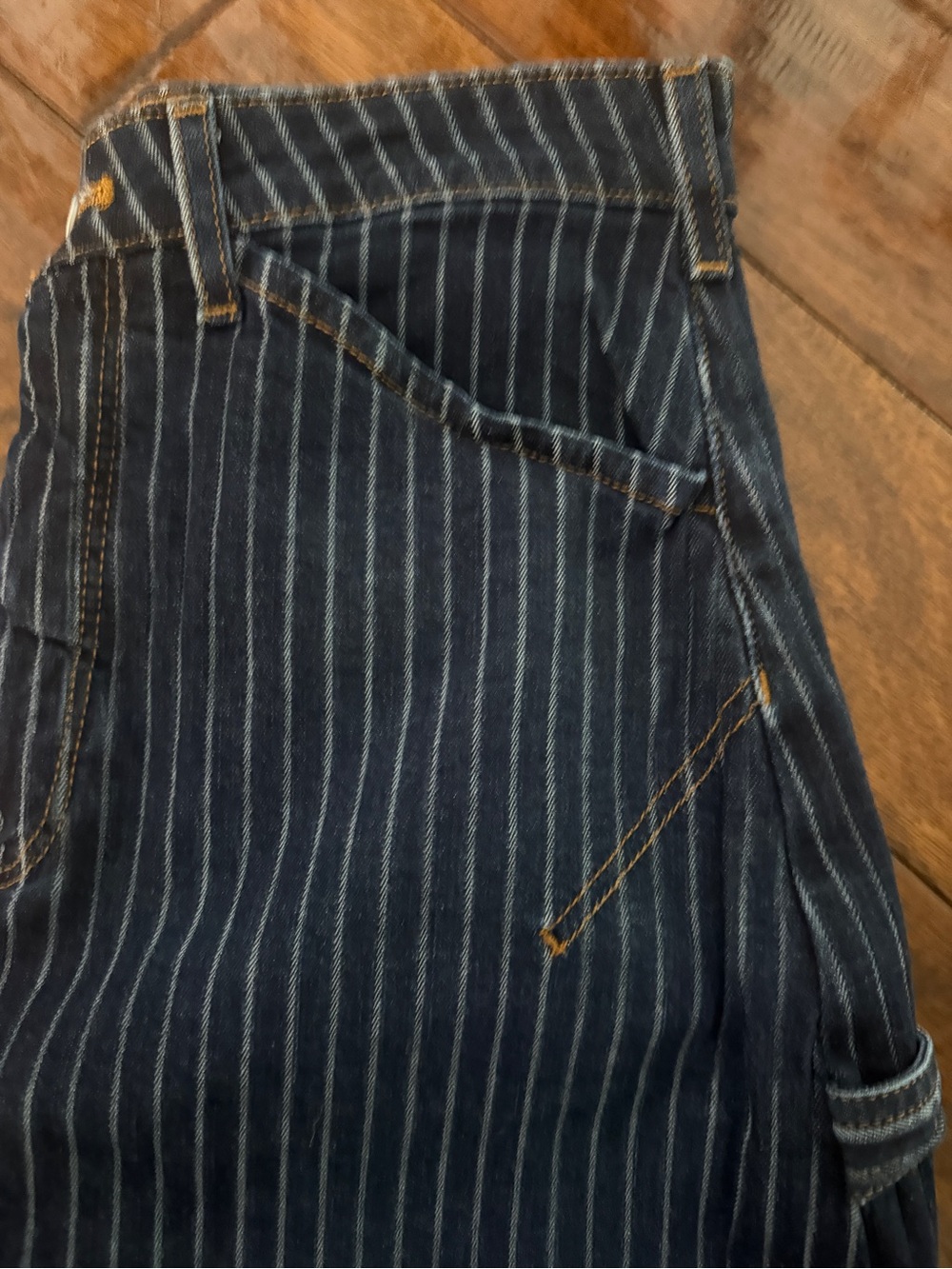 Anthropologie Pilcro Kayden High Rise Carpenter Barrel Leg Jeans Size 28 EUC - Picture 7 of 8